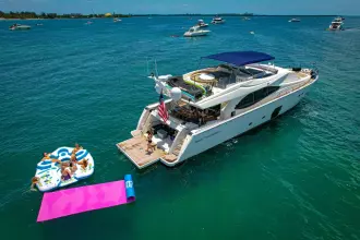 Thumbnail von Ferretti Yachts 780