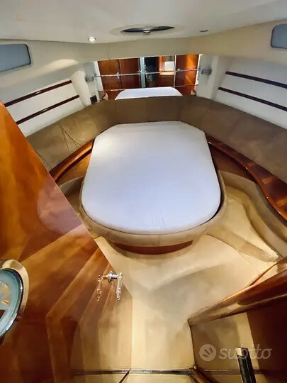 Thumbnail von Azimut 46 Fly