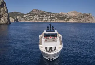 Thumbnail von Astondoa 110 Century