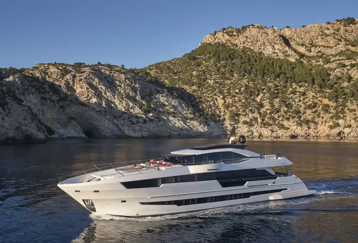 Thumbnail von Astondoa 110 Century