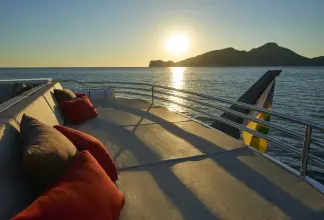 Thumbnail von Astondoa 110 Century