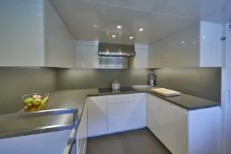 Thumbnail von Astondoa 110 Century