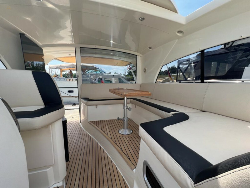 Thumbnail von Jeanneau (FR) Jeanneau 42S