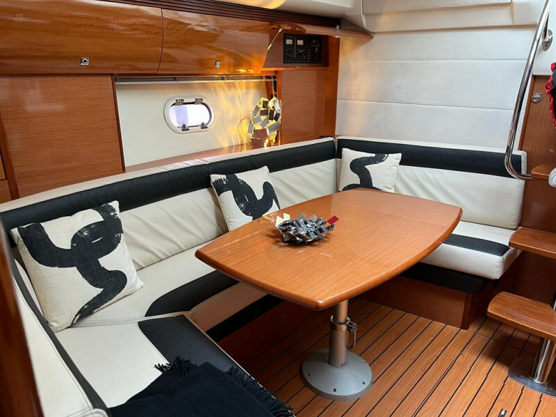 Thumbnail von Jeanneau (FR) Jeanneau 42S