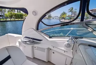 Thumbnail von Sea Ray 40 Sundancer  Its All Good