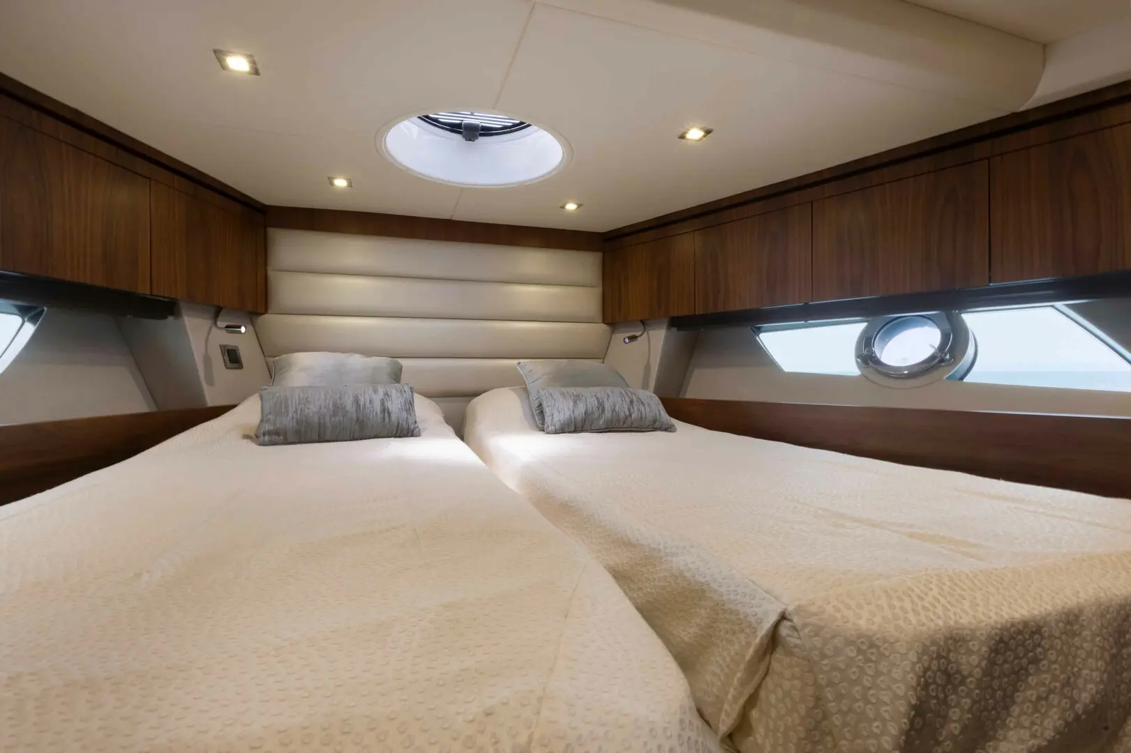 Thumbnail von Sunseeker San Remo