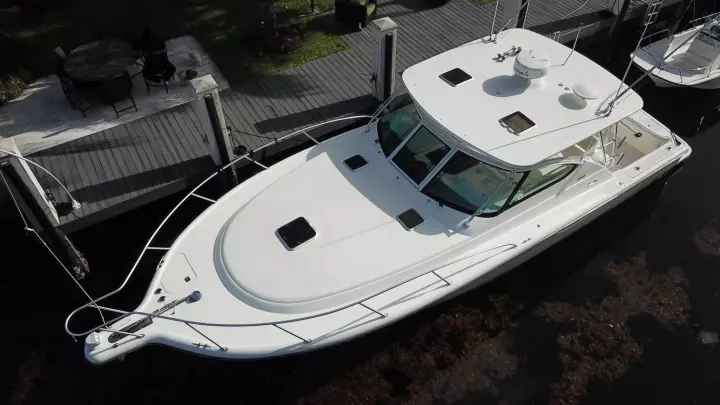 Tiara Yachts 3800 Open Reel Knotty