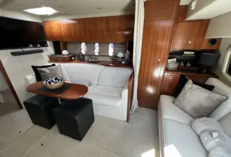 Thumbnail von Cruisers Yachts 390 Coupe