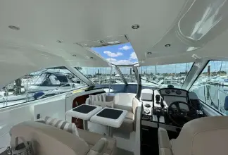 Thumbnail von Cruisers Yachts 390 Coupe