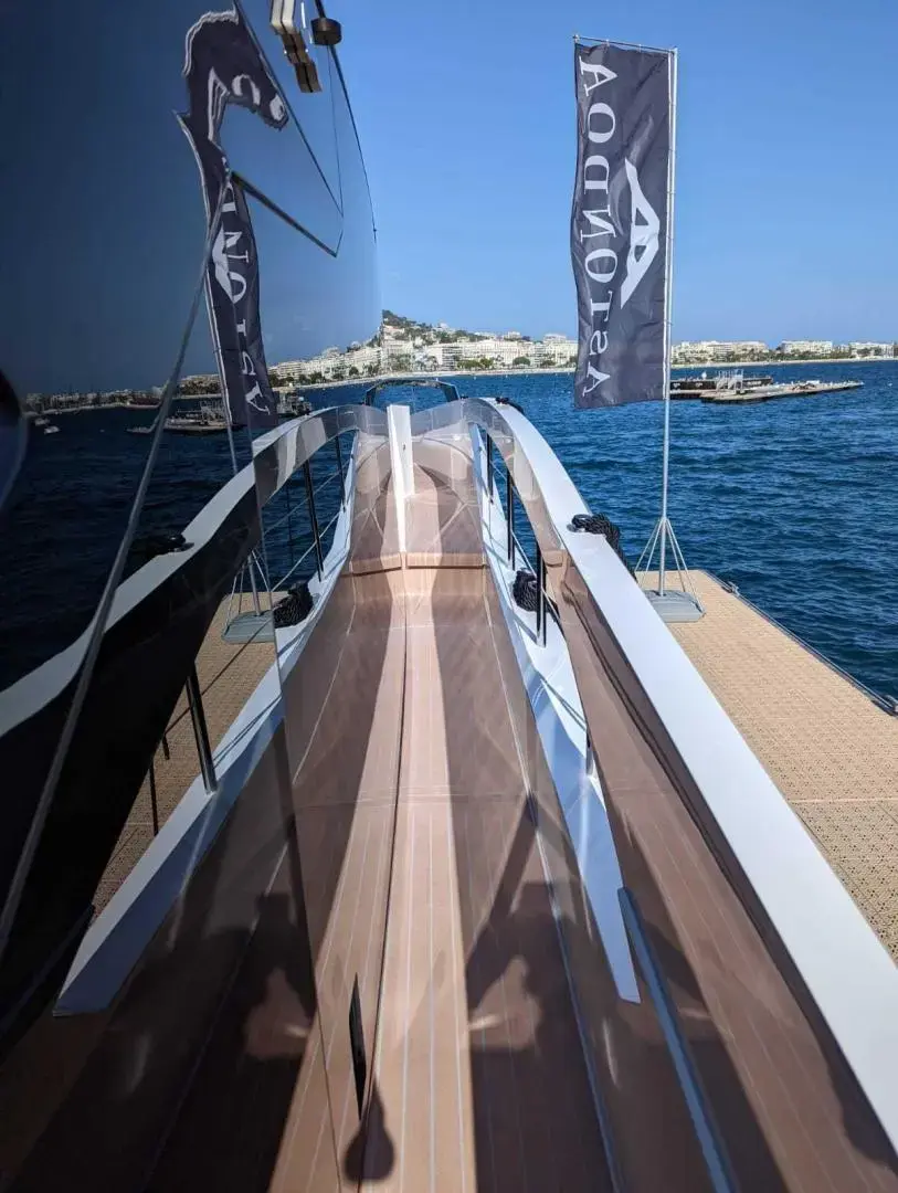 Thumbnail von Astondoa 677 Coupe