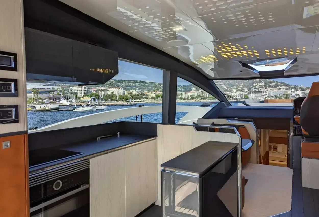 Thumbnail von Astondoa 677 Coupe