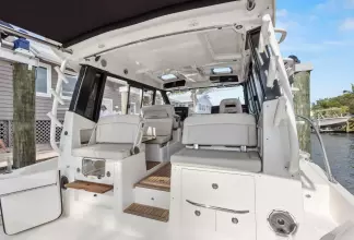 Thumbnail von Boston Whaler 405 Conquest Lobo Del Mar II