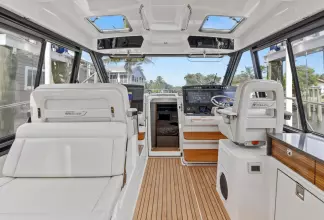 Thumbnail von Boston Whaler 405 Conquest Lobo Del Mar II