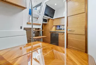 Thumbnail von Boston Whaler 405 Conquest Lobo Del Mar II