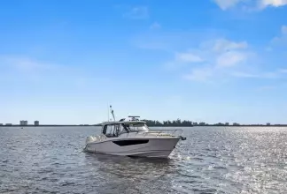 Thumbnail von Boston Whaler 405 Conquest Lobo Del Mar II