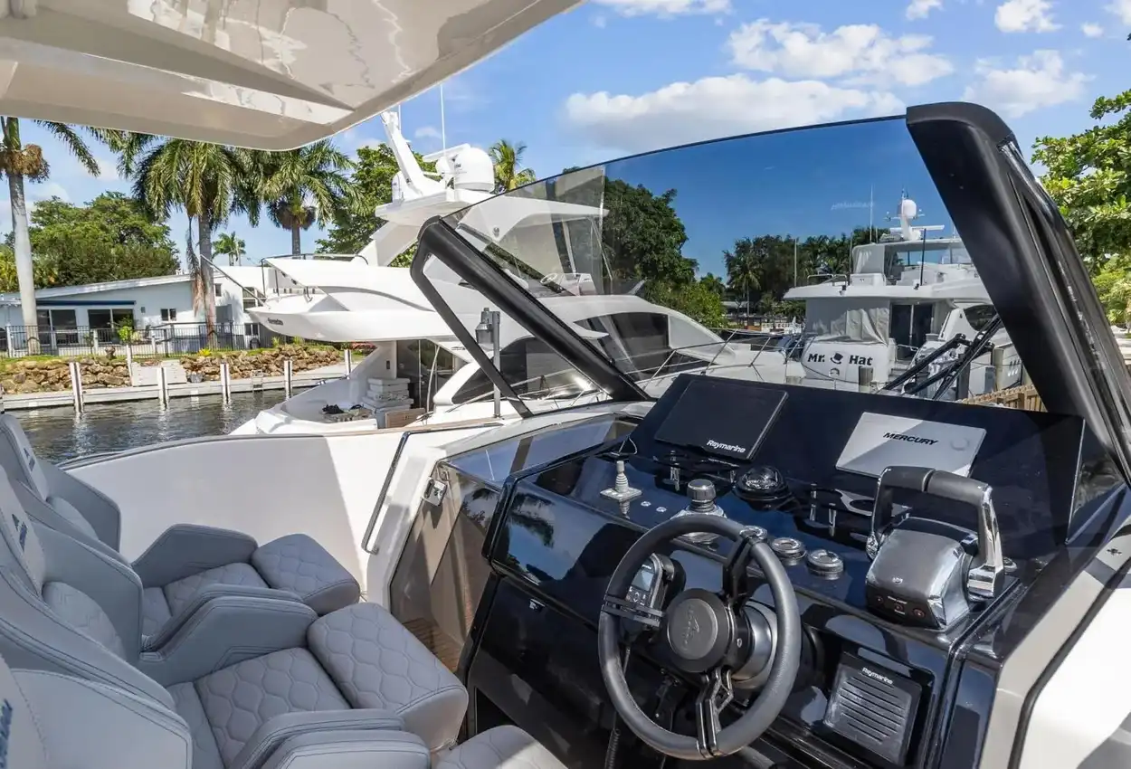 Thumbnail von Astondoa 377 Coupe Outboard