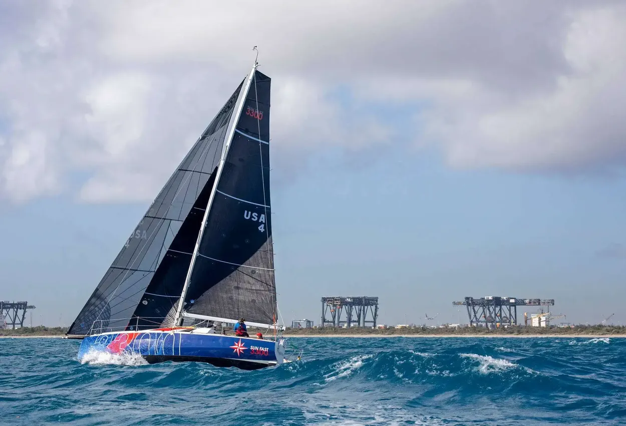 Thumbnail von Jeanneau Sun Fast 3300