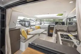 Thumbnail von Sealine C335 Available Now