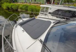 Thumbnail von Sealine C335 Available Now