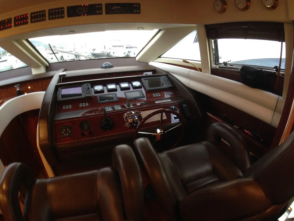 Thumbnail von Dominator 68