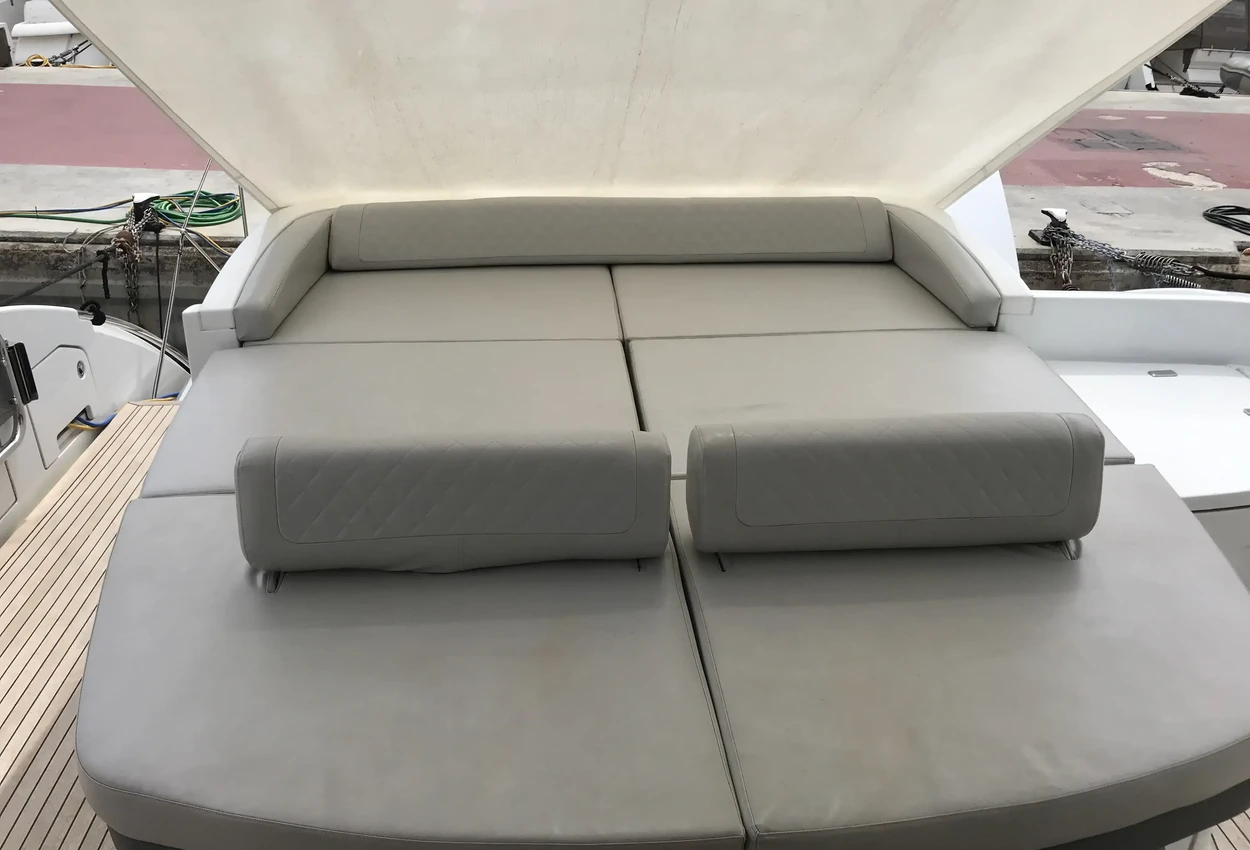 Thumbnail von Azimut 68