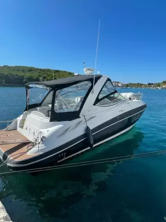 Cruisers Yachts 330 Express