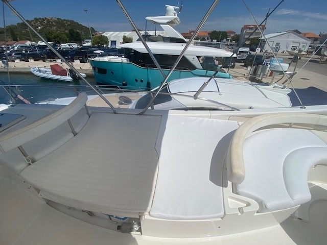 Thumbnail von Ferretti 530