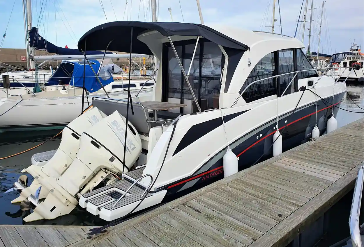 Thumbnail von Beneteau Antares 9