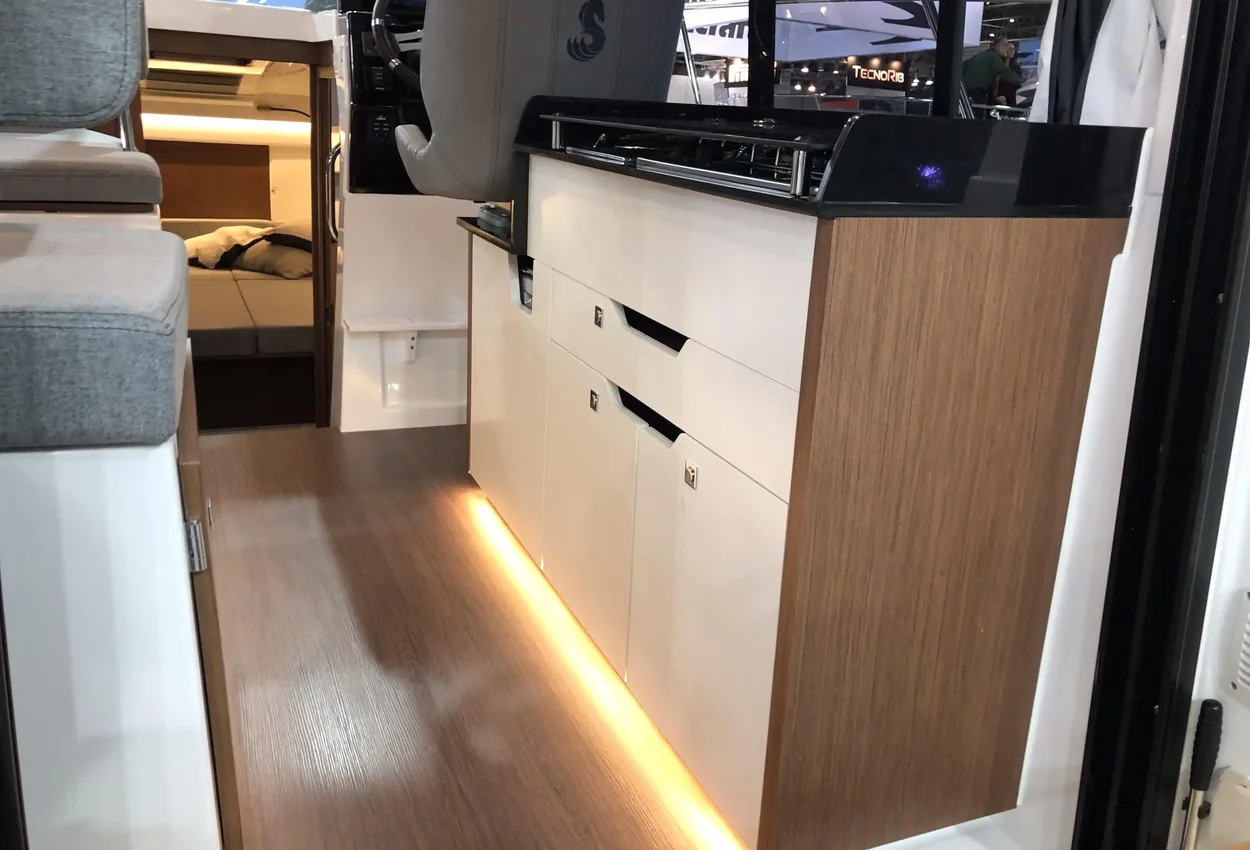 Thumbnail von Beneteau Antares 9