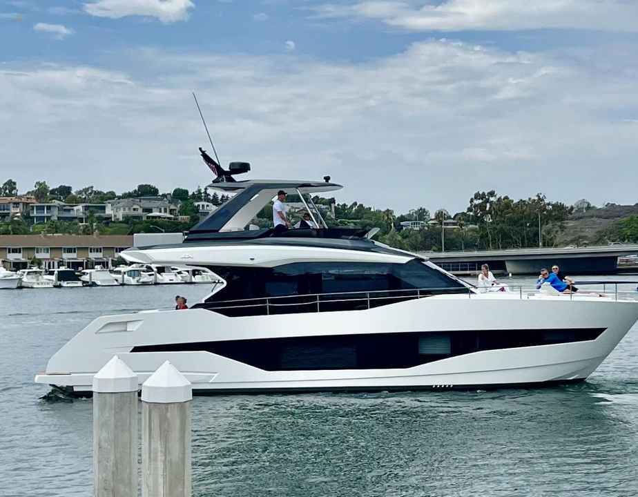 Astondoa As5 Christa Lee