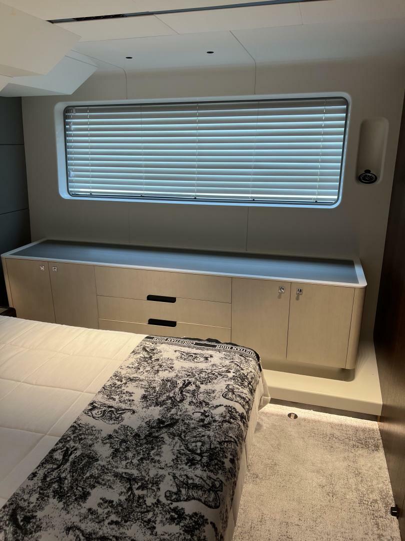 Thumbnail von Astondoa As5 Christa Lee