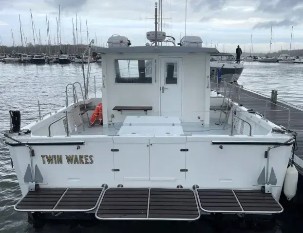 Thumbnail von Custom Catamaran