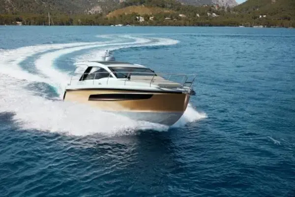 Sealine S335 New Build to Specification