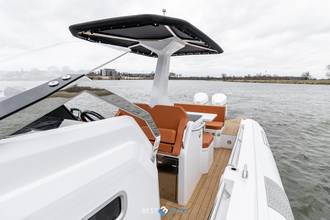 Thumbnail von PIRELLI 30