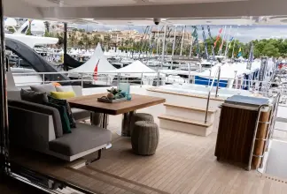 Thumbnail von Majesty 100