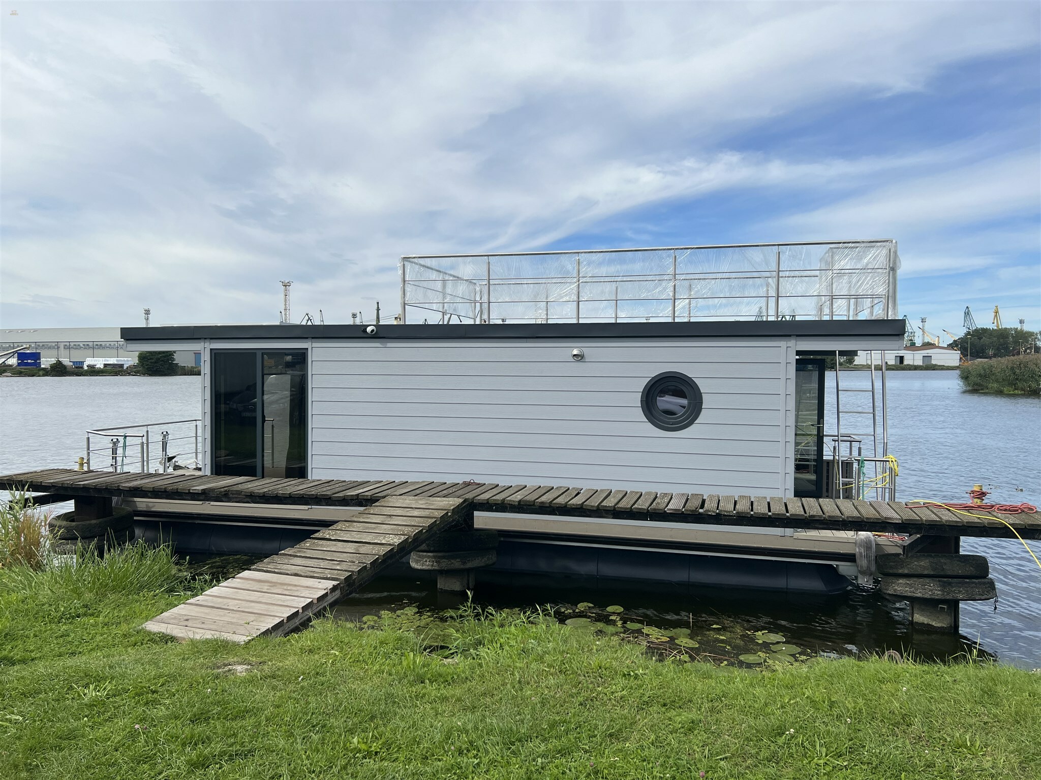 Thumbnail von Aqua-House Houseboat Harmonia 340L