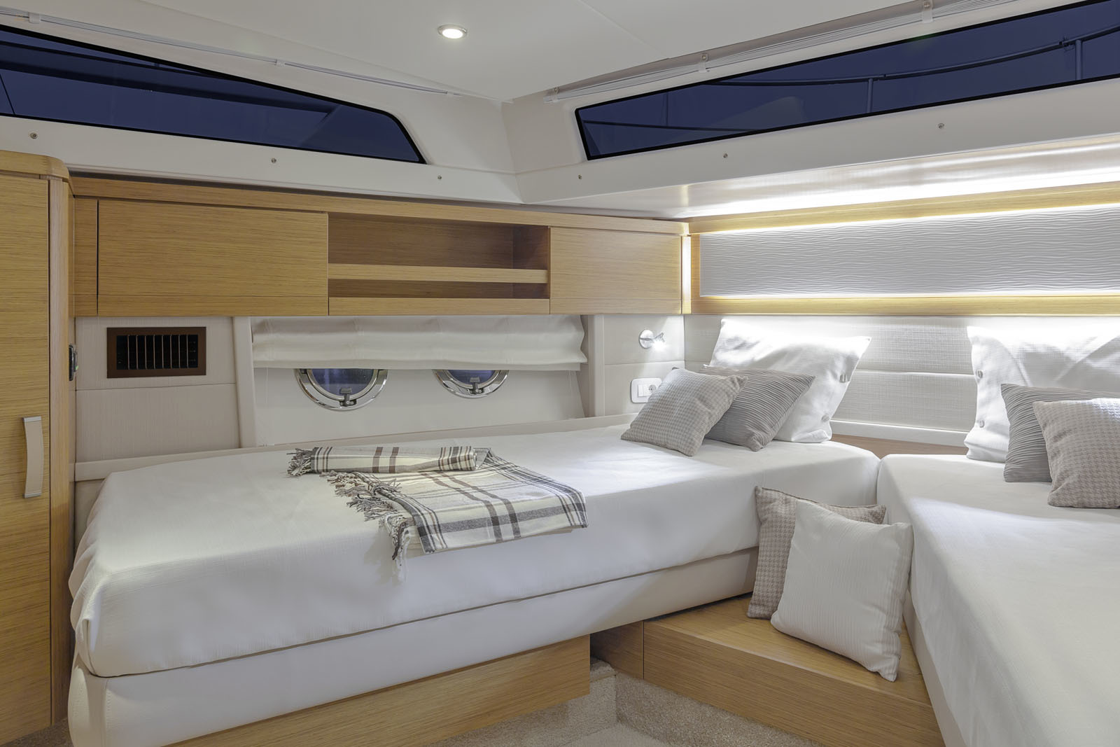 Thumbnail von Greenline 48 FLY Hybrid NOVÉ