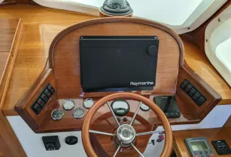 Thumbnail von Hinckley Picnic Boat 36 Allegro