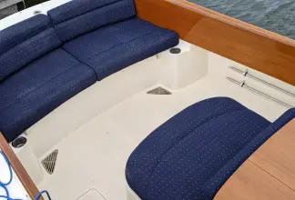 Thumbnail von Hinckley Picnic Boat 36 Allegro