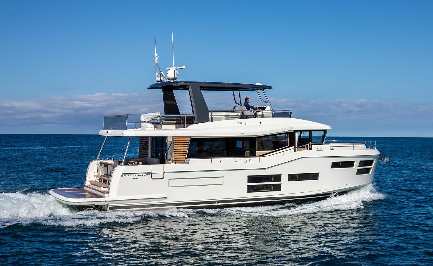 Thumbnail von Beneteau Grand Trawler 62