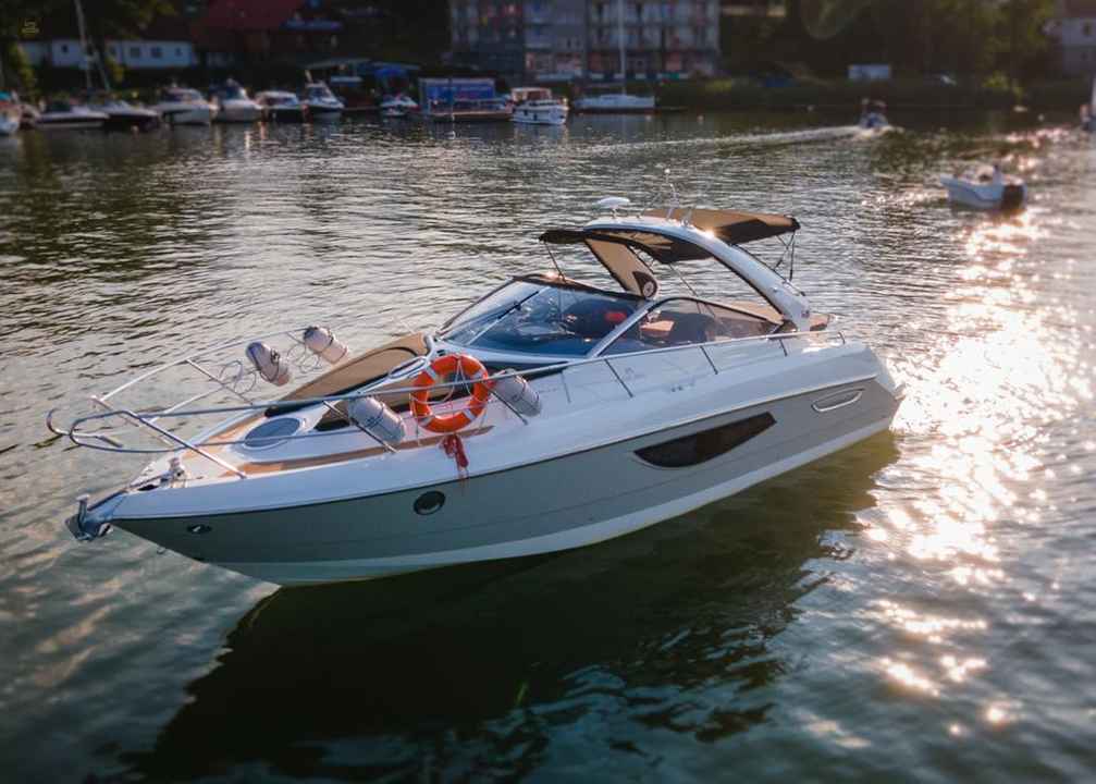 Cranchi Endurance 33