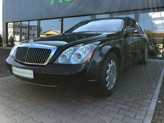 car-15004-MAYBACH_57__Grau_schwarz_Metallic_2.jpg