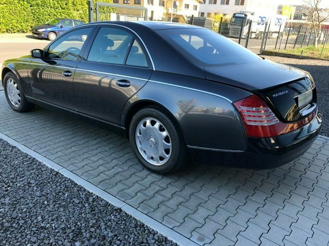 car-15004-MAYBACH_57__Grau_schwarz_Metallic_4.jpg