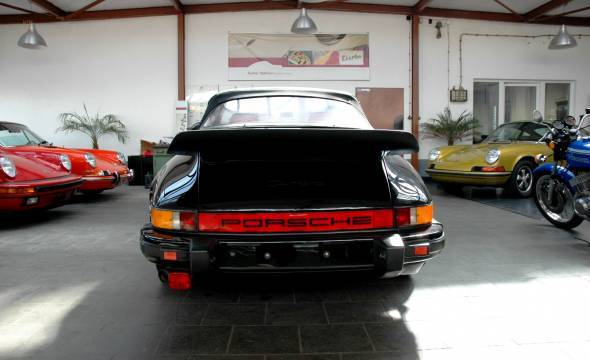 car-19804-911Carrera86cab005.JPG