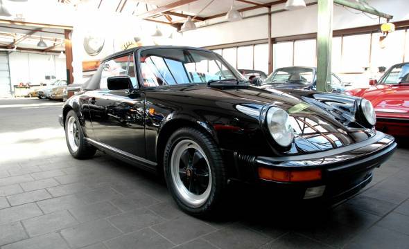 car-19804-911Carrera86cab008.JPG