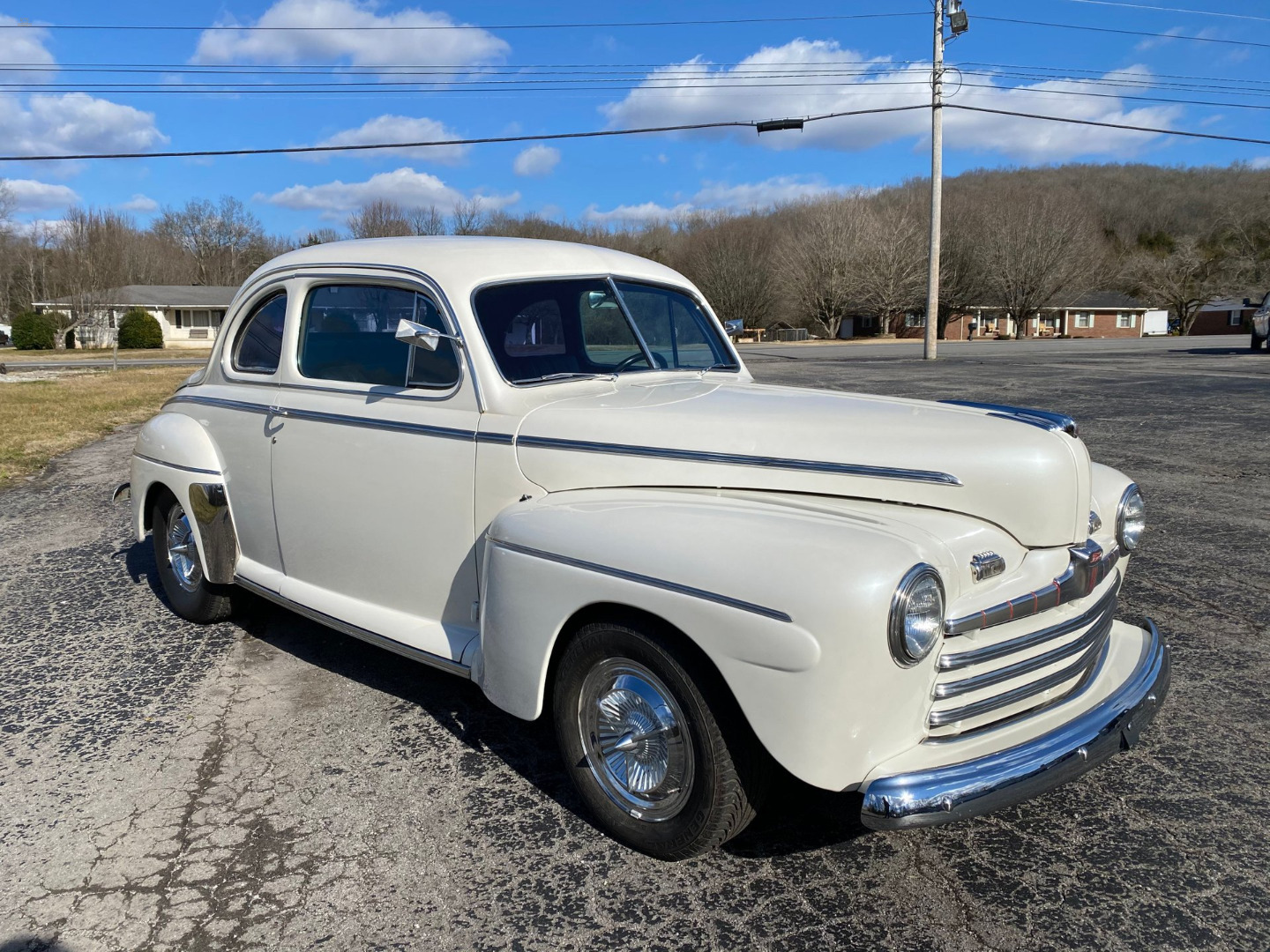 car-20458-1946-ford-coupe-super-deluxe4.jpeg