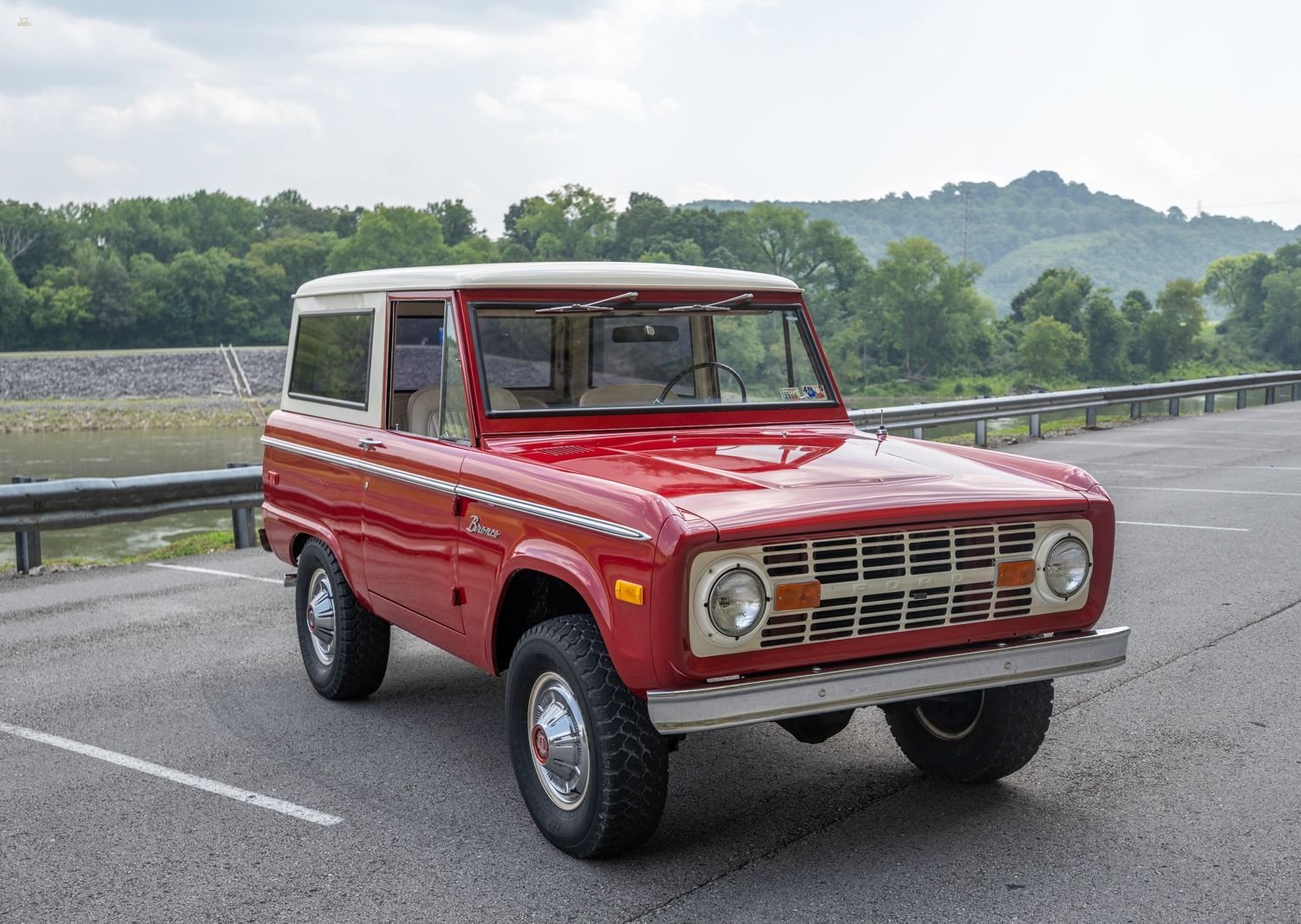 car-20464-1972-ford-bronco4.jpeg