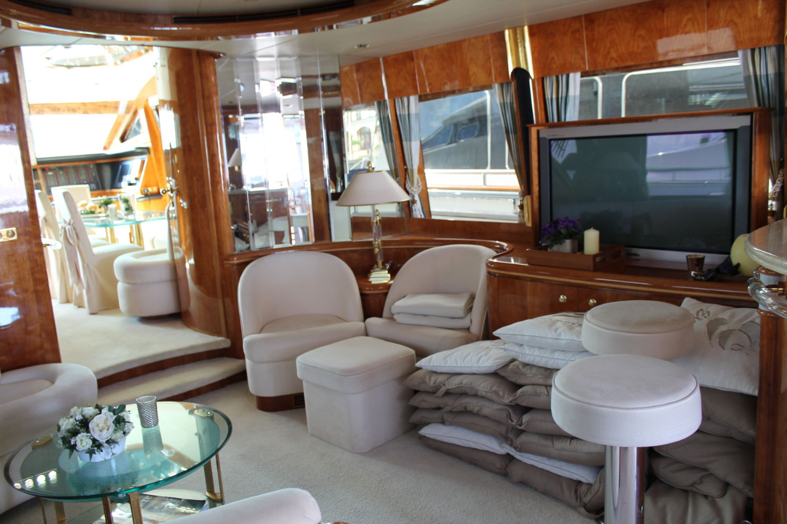 yachts-172-big_20480513b546d0b3.jpg