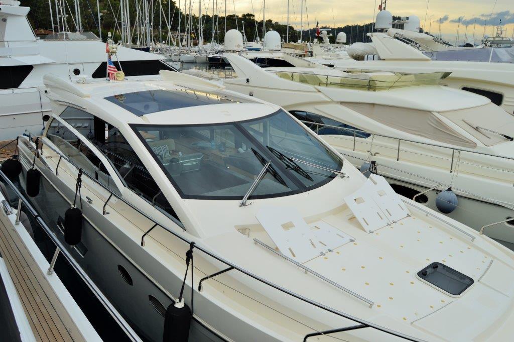 yachts-612-f2613b99-06e2-4dba-803a-e2a530f38c48.jpg