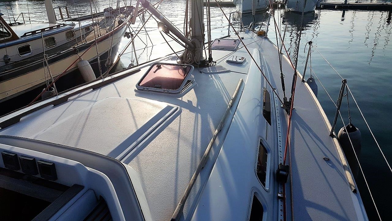 yachts-629-43a2aca0-73c8-4f64-a1c7-9c7e78551422.jpg